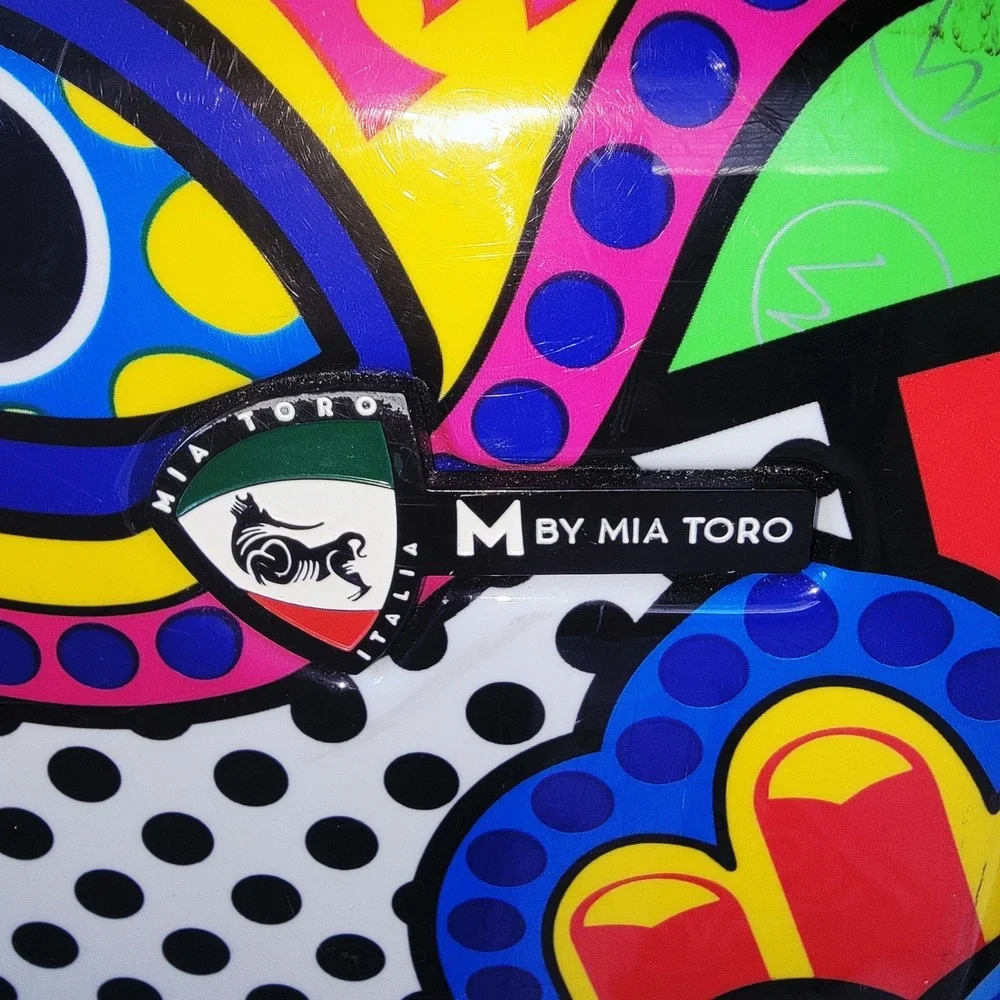 Mia Toro Italia Hamsa Love 20